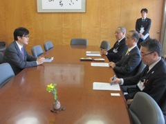 駐コスタリカ共和国日本国特命全権大使の来訪の様子