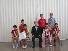 第31回全国日本小学生ソフトテニス選手権大会の優秀選手・関係者の表敬