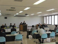 神崎衛生施設組合第114回定例組合議会の様子