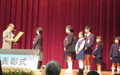 第32回　岡山市文学賞　市民の童話賞表彰式の様子