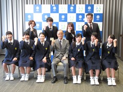 岡山市立芳泉中学校ダンス部の選手・関係者　来訪の様子