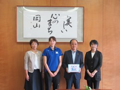 岡山県バレーボール協会と岡山シーガルズ　来訪の様子