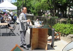 西川緑道公園筋歩行者天国「ホコテン！」の様子