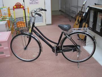 抽選品No.60 27インチ（黒）自転車ルの写真