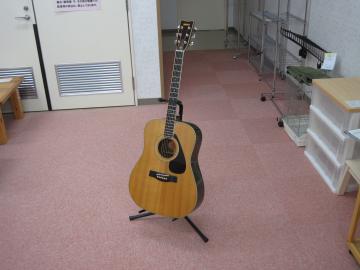 抽選品No.52 ヤマハ ギターの写真
