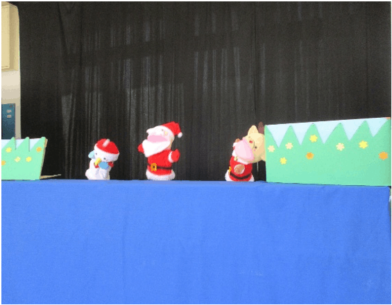 サンタさんのパペット劇