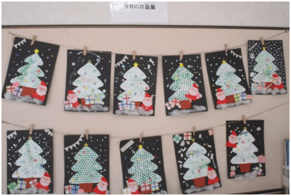 クリスマスツリー作品の展示写真