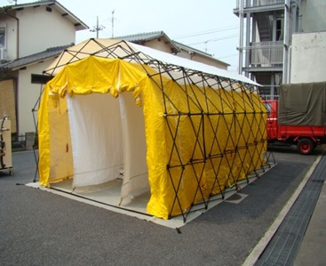 フレーム式除染テントの写真