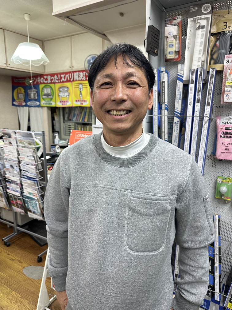 花口電機株式会社社長の花口和正さんの写真