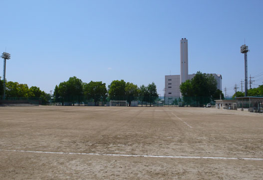 当新田公園サッカー場の写真