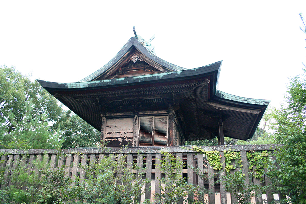 玉井宮東照宮本殿　附玉垣の写真