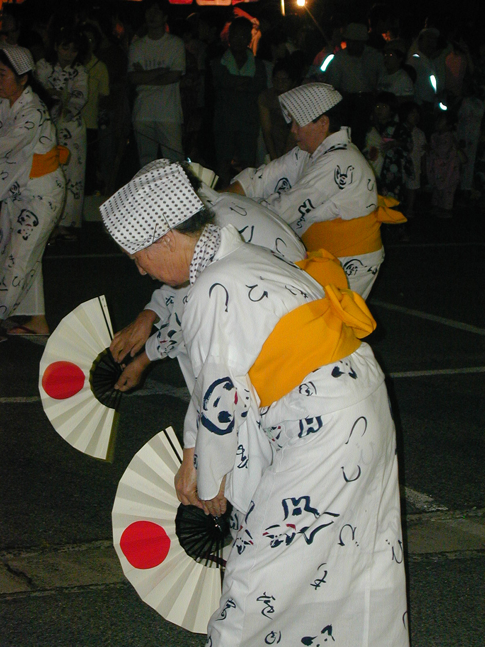 宮内踊の写真