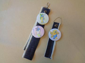 缶バッジホルダー