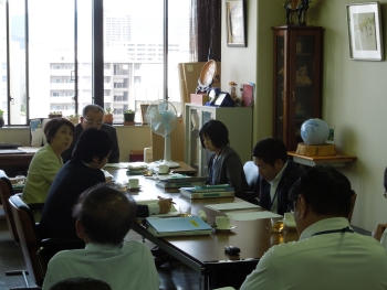 写真：5月教育委員会定例会の様子