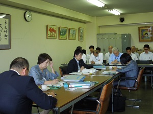 写真：6月教育委員会定例会の様子