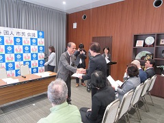 岡山市外国人市民会議（第6期）第1回会議の様子