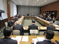 第7回岡山市新型コロナウイルス感染症対策本部会議の様子
