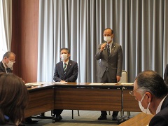 第9回岡山市新型コロナウイルス感染症対策本部会議の様子