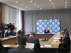 第12回岡山市新型コロナウイルス感染症対策本部会議の様子