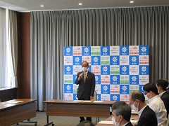 第15回岡山市新型コロナウイルス感染症対策本部会議の様子