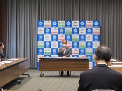 第16回岡山市新型コロナウイルス感染症対策本部会議の様子