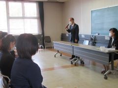 公立保育園・市立認定こども園園長研修会の様子