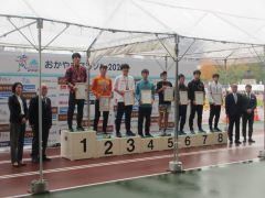 おかやまマラソン2022表彰式が行われ、大森雅夫岡山市長が出席しました。