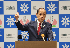市長記者会見の様子