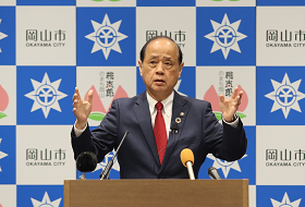 市長記者会見の様子
