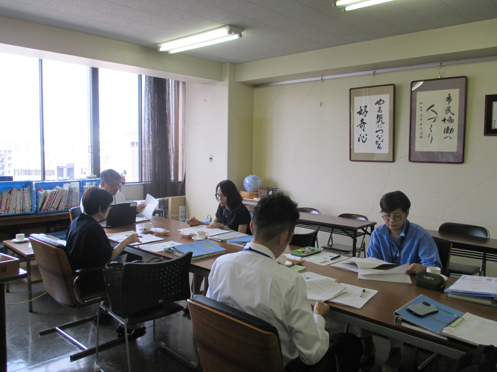 定例会の様子