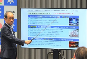 市長記者会見の様子